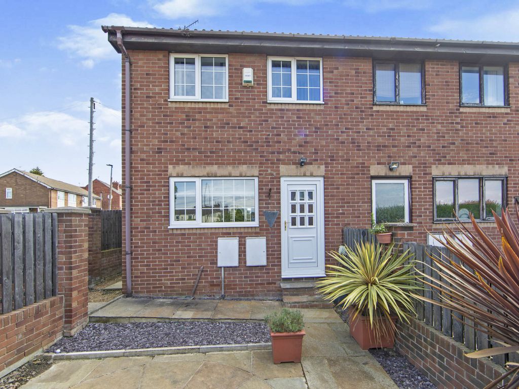 3 bed detached house for sale in Albert Road, Parkgate, Rotherham S62