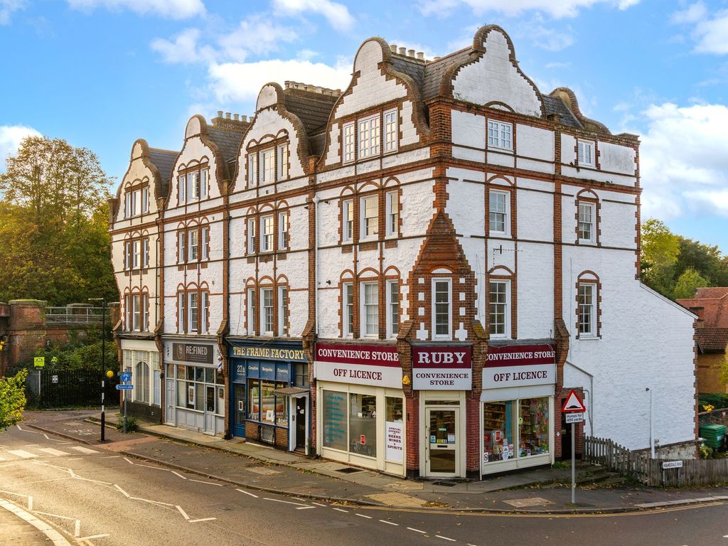 1 bed flat for sale in Croydon Road, Reigate RH2, £150,000 Zoopla