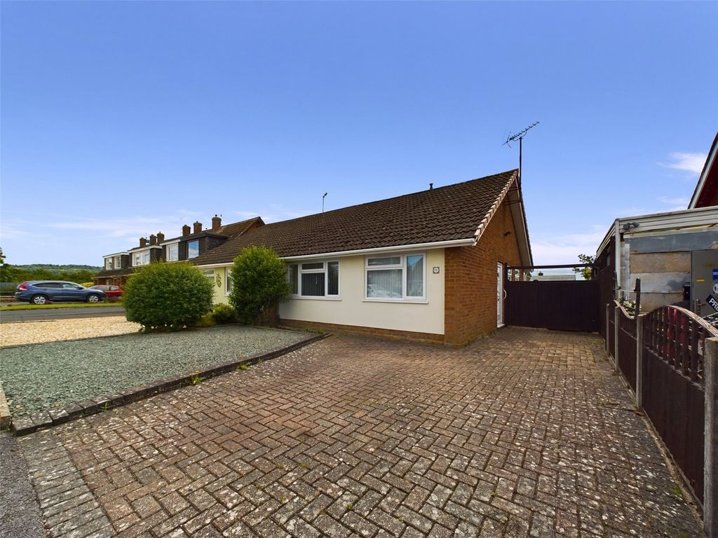 2 bed bungalow for sale in Glencairn Avenue, Tuffley, Gloucester GL4, £