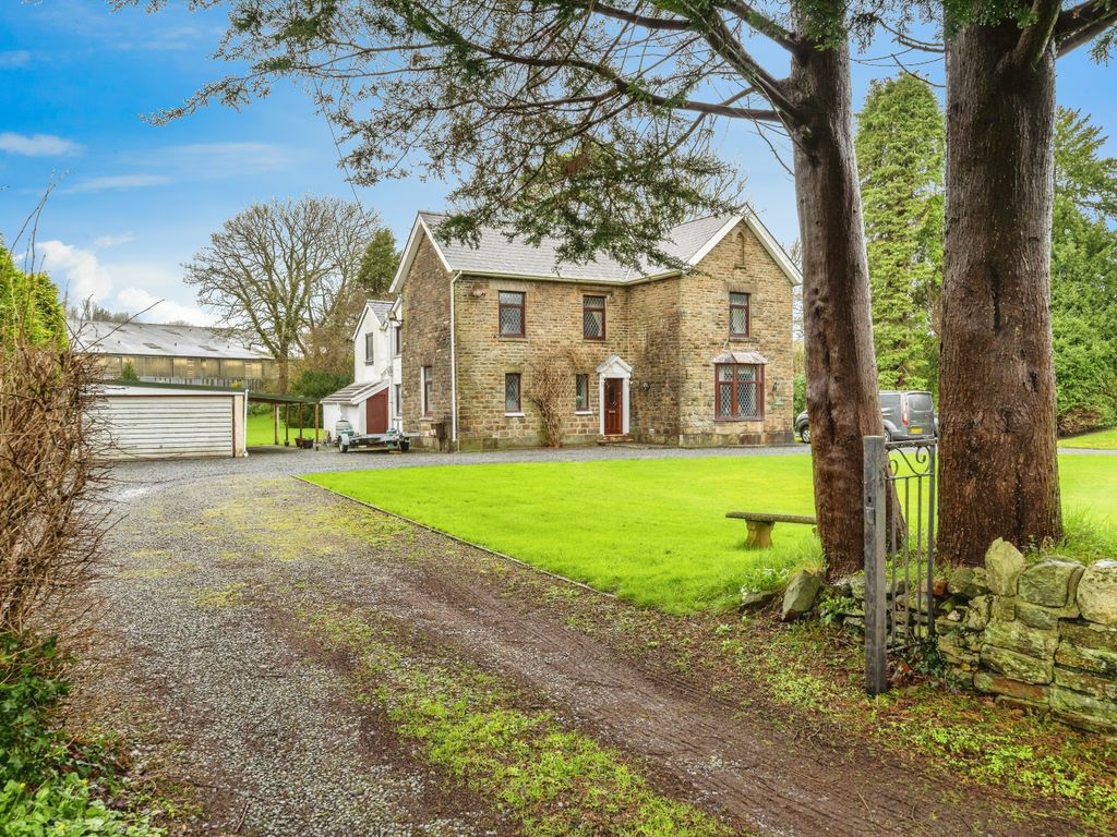 4 bed detached house for sale in Mwrwg Road, Llangennech, Llanelli