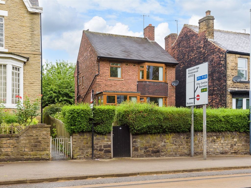 3 bed detached house for sale in Middlewood Road, Hillsborough