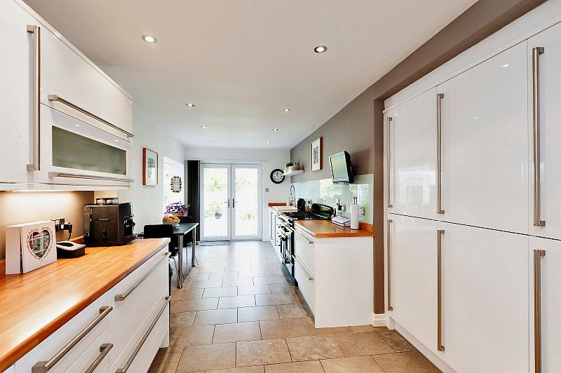 Property Details For Somerville Shay Lane Hale Barns Altrincham