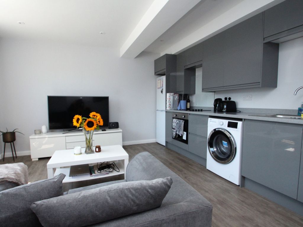 1 bed flat to rent in Elm Park, Ferring BN12 Zoopla