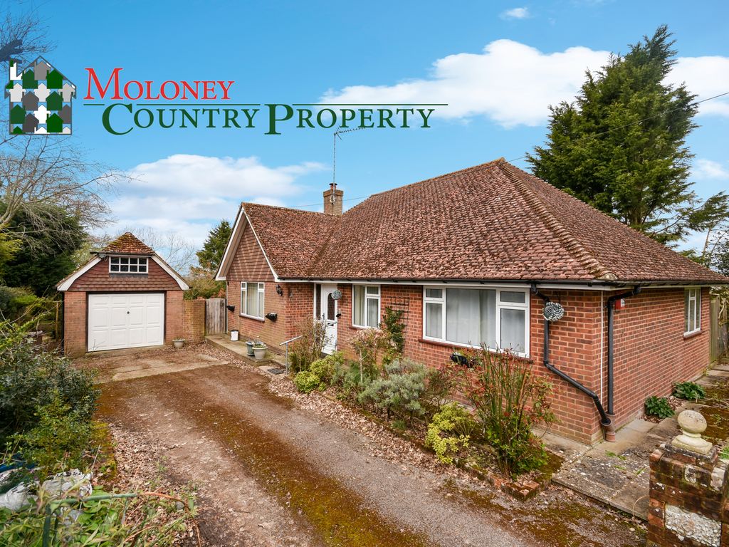 3 bed detached bungalow for sale in Pottery Lane, Brede, Rye TN31, £