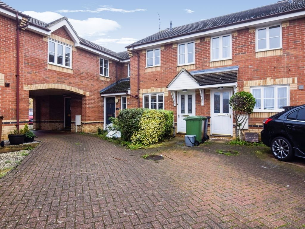 2 bed terraced house for sale in Fieldfare Drive, Stanground