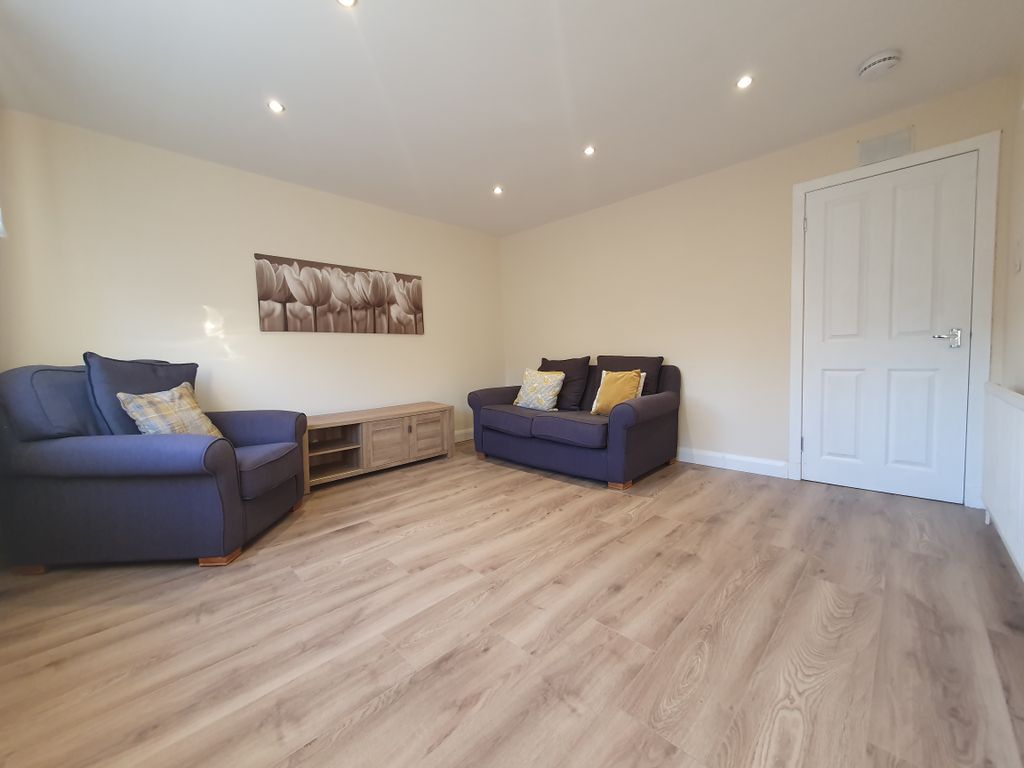 2 bed flat to rent in Thistle Street, Top Floor, Aberdeen AB10 Zoopla