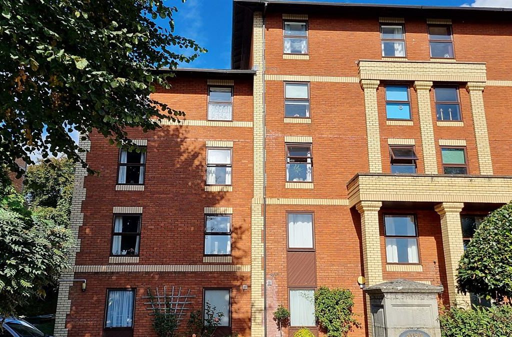 1 bed flat for sale in Beaufort Road, Clifton, Bristol BS8, £120,000
