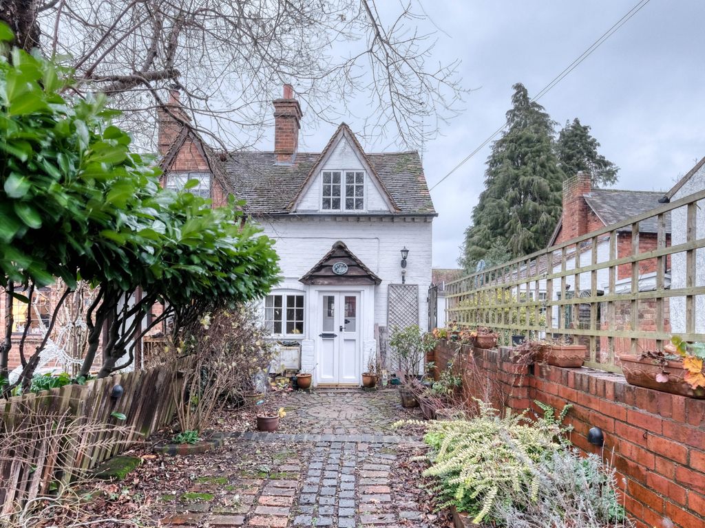 2 bed cottage for sale in The Square, Feckenham, Redditch B96 Zoopla