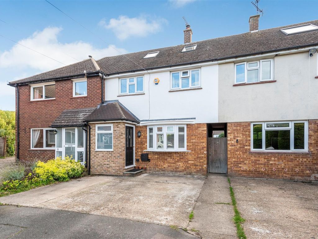 3 bed terraced house for sale in Edgar Road, Kemsing, Sevenoaks TN15