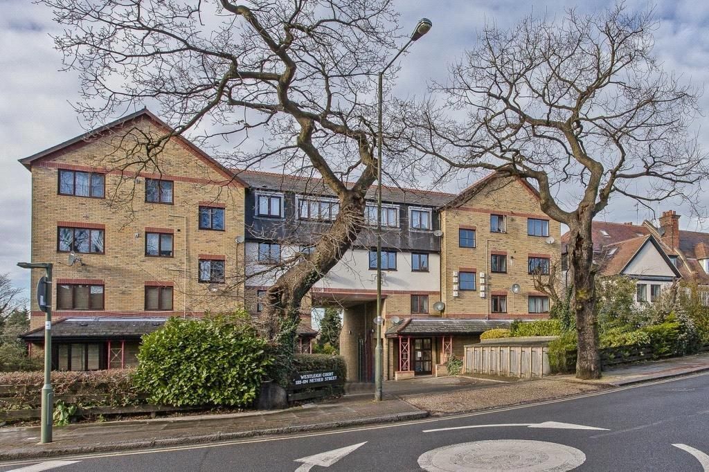 2 bed flat to rent in 122124 Nether Street, North Finchley, London N12