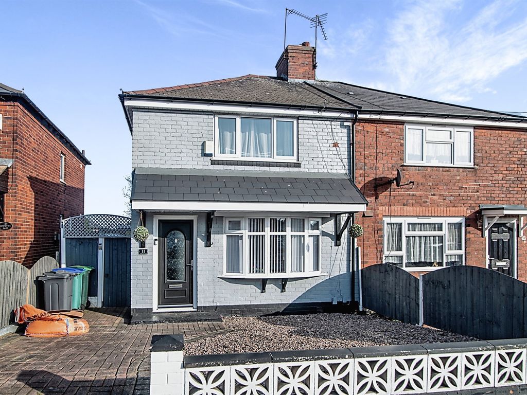 3 bed semidetached house for sale in Jowetts Lane, West Bromwich B71
