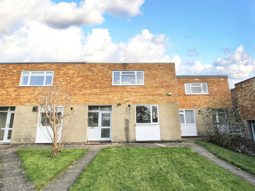 3 bed property to rent in Conifer Close, Reigate RH2 Zoopla