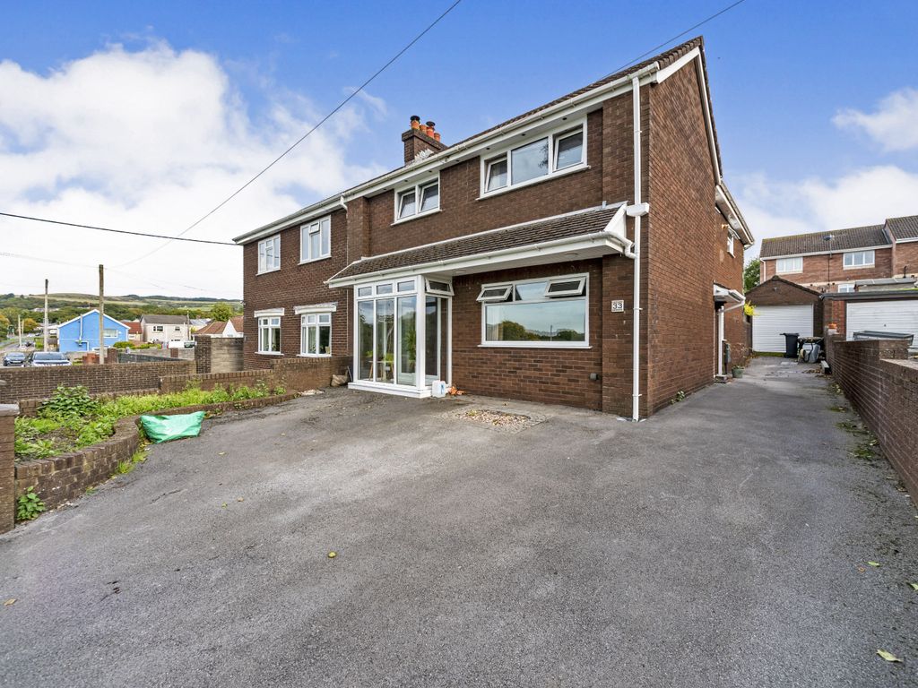 4 bed semidetached house for sale in Cimla Common, Neath SA11 Zoopla