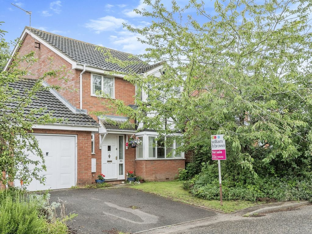 4 bed detached house for sale in Harvest Close, Hainford, Norwich NR10