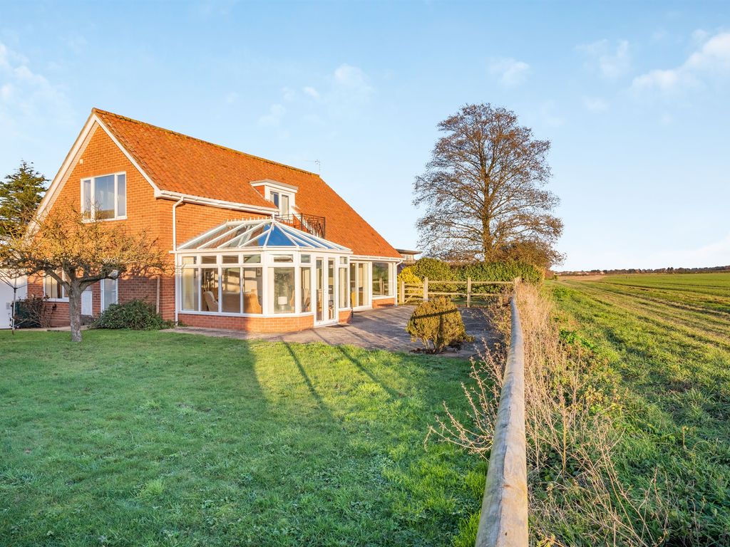 3 bed detached house for sale in Ploughmans Piece, Thornham, Hunstanton