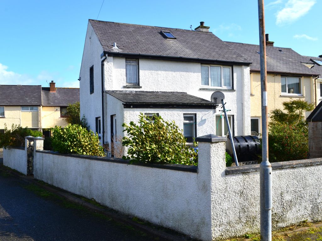 3 bed end terrace house for sale in Macsween Drive, Isle Of Lewis HS2, £90,000 Zoopla