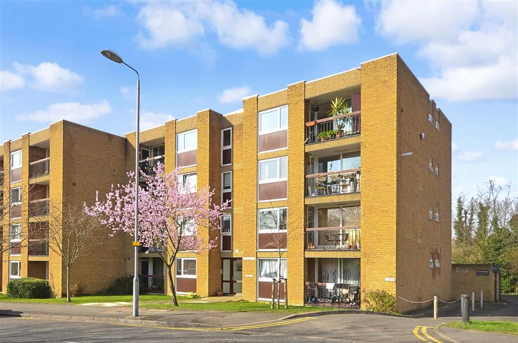 2 bed flat for sale in Mulgrave Road, Sutton, Surrey SM2 Zoopla