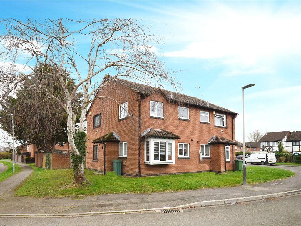 1 bed terraced house for sale in Willowbrook Drive, Cheltenham