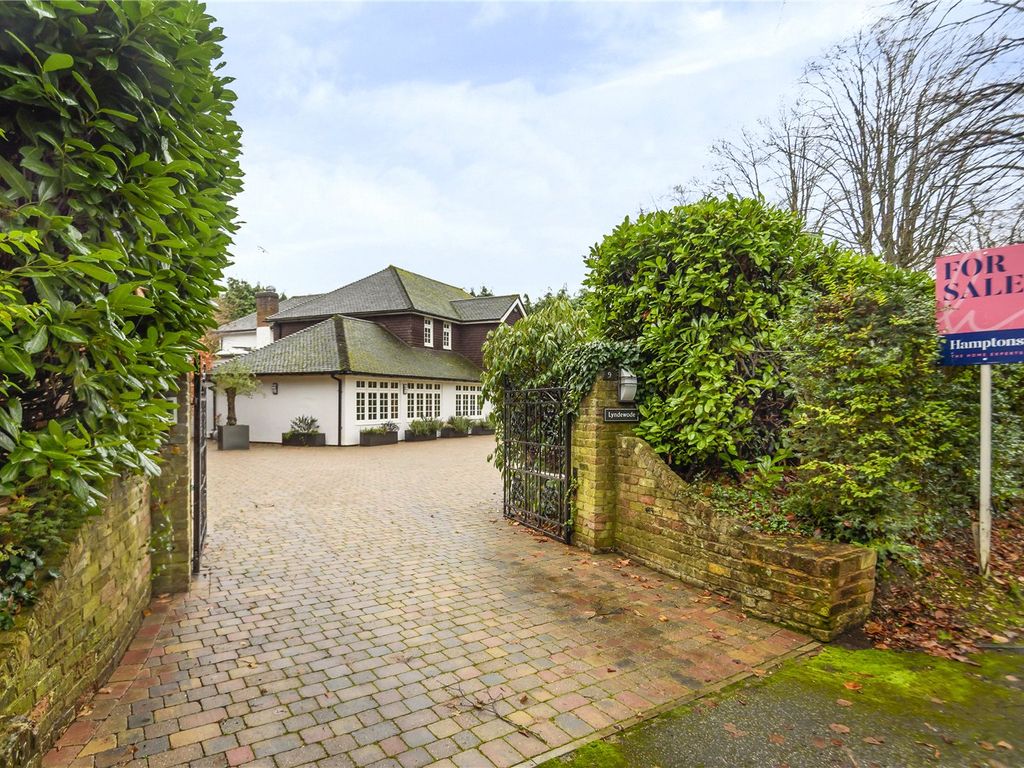 Vicarage Way, Gerrards Cross, Buckinghamshire SL9  