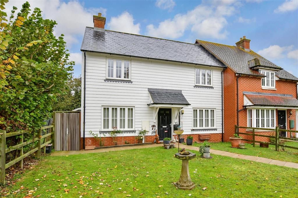 3 bed semidetached house for sale in Lynsted Lane, Lynsted