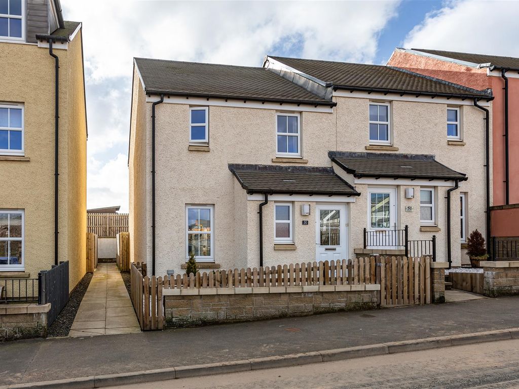 3 bed end terrace house for sale in Knoll Park, Galashiels TD1 Zoopla