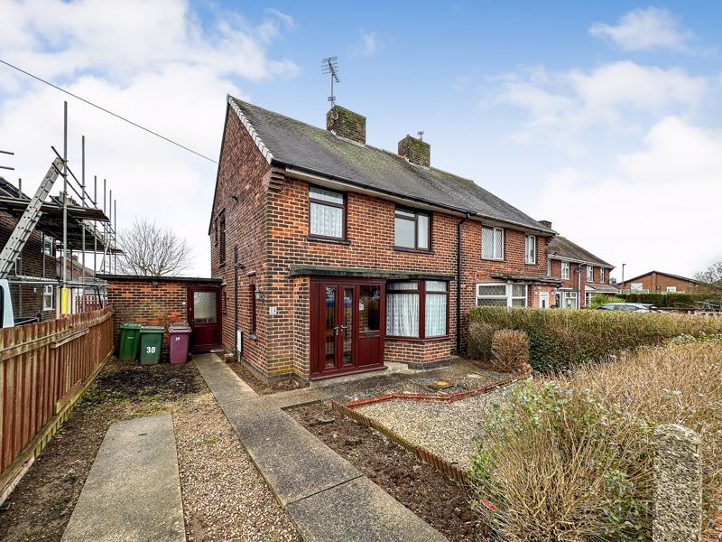 3 bed semidetached house for sale in Hawthorne Avenue, Glapwell