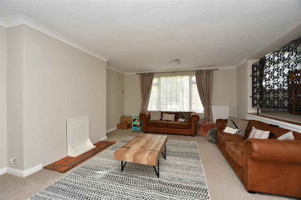 4 bed detached house for sale in Sandy Dell, Hempstead, Gillingham