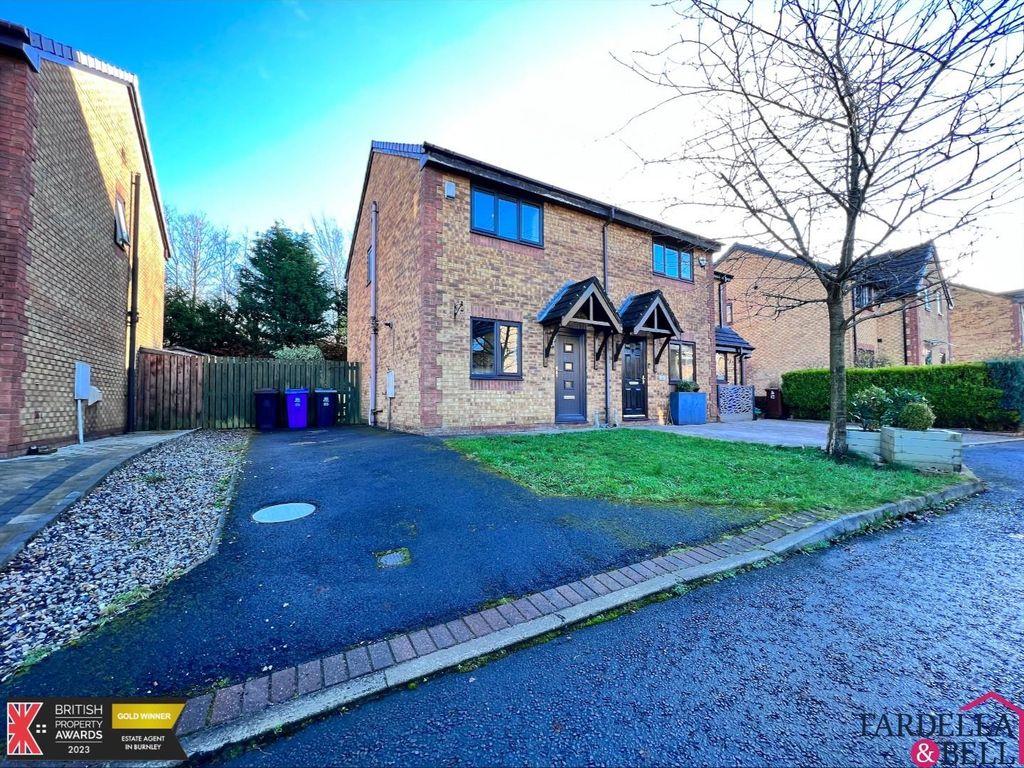 2 bed semidetached house for sale in Bamburgh Drive, Ightenhill