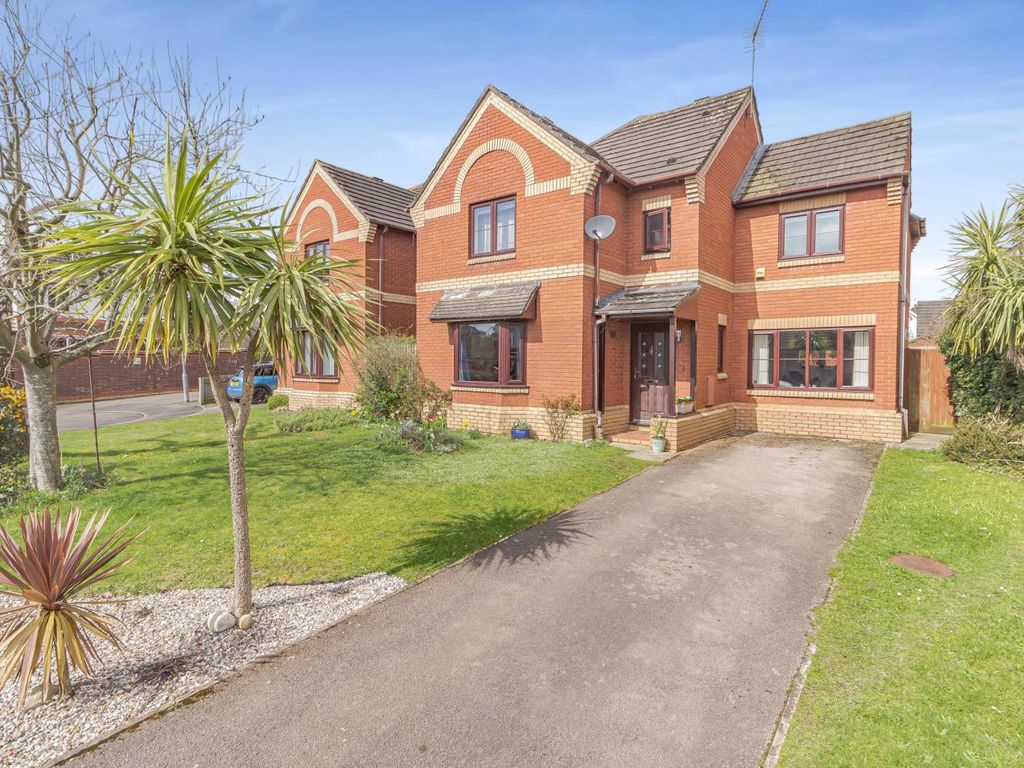 3 bed detached house for sale in Martins Road, Caerwent, Caldicot