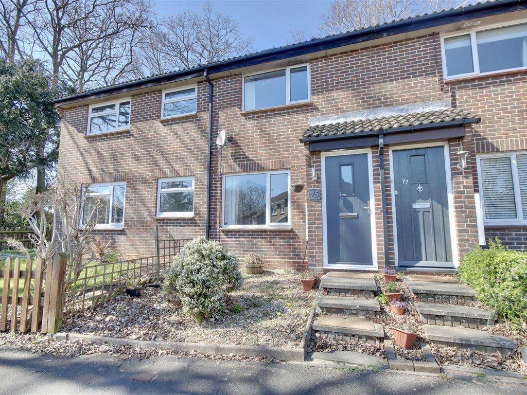 2 bed terraced house for sale in Lysander Way, Waterlooville PO7 Zoopla