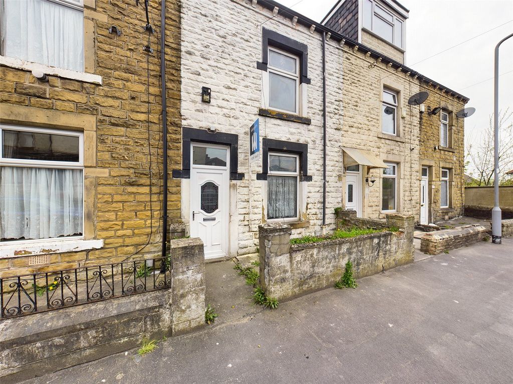 3 bed terraced house for sale in Northampton Street, Bradford, West