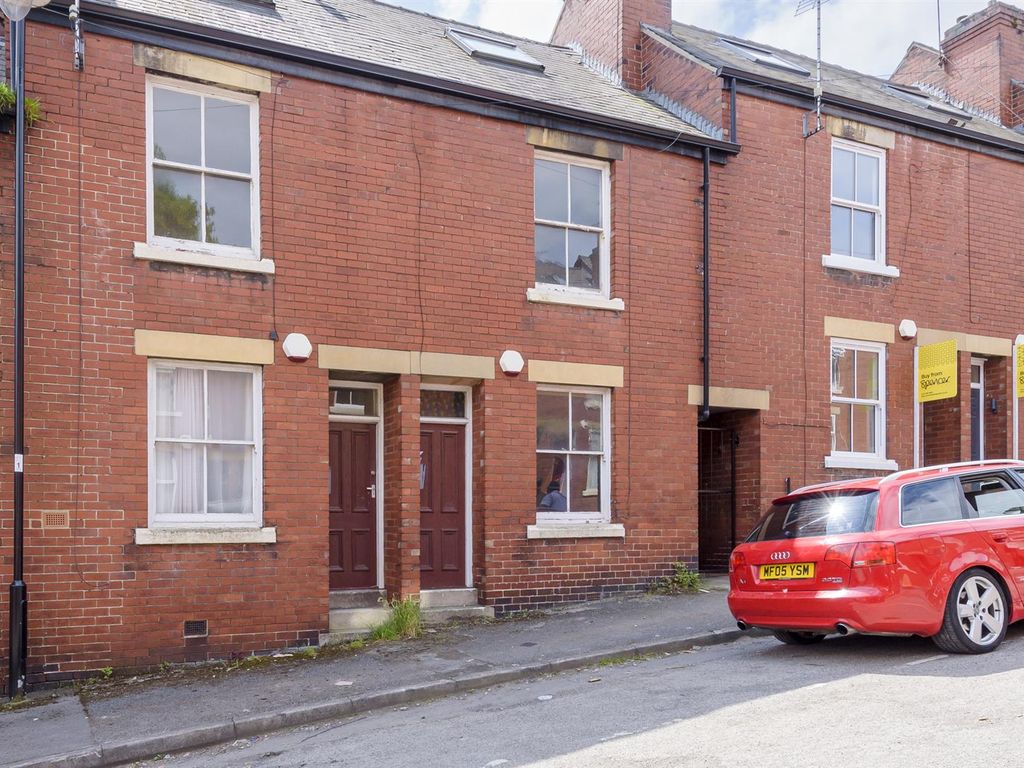 3 bed terraced house for sale in Ruth Square, Sheffield S10 - Zoopla