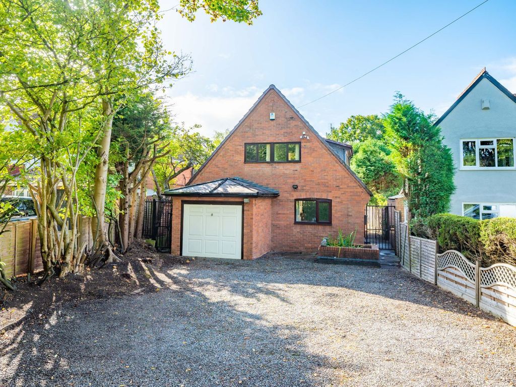 4 bed detached house for sale in Lowbrook Lane, Tidbury Green, Solihull