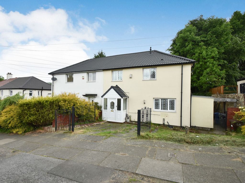 3 bed semidetached house for sale in Parrenthorn Road, Prestwich M25 Zoopla