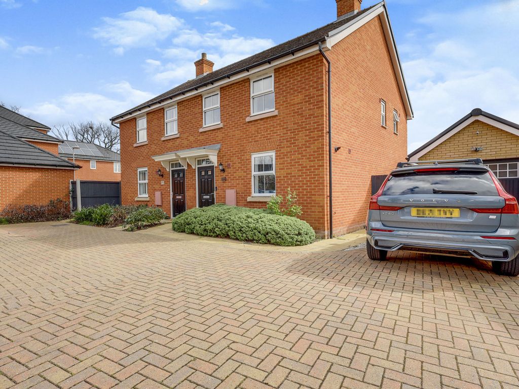 3 bed semidetached house for sale in Kingston Road, Benfleet SS7 Zoopla