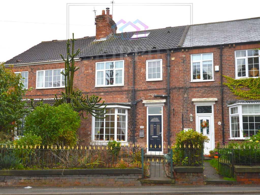 4 bed terraced house for sale in Hall Street, Featherstone, Pontefract