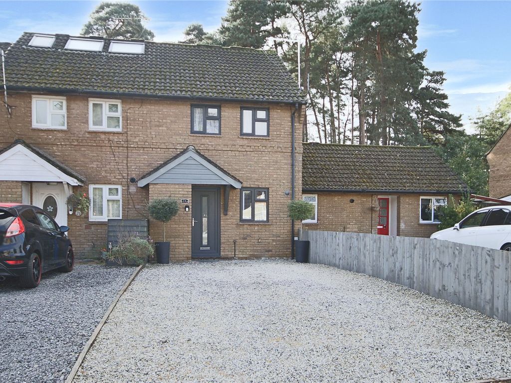 2 bed terraced house for sale in Queens Pine, Crown Wood, Bracknell