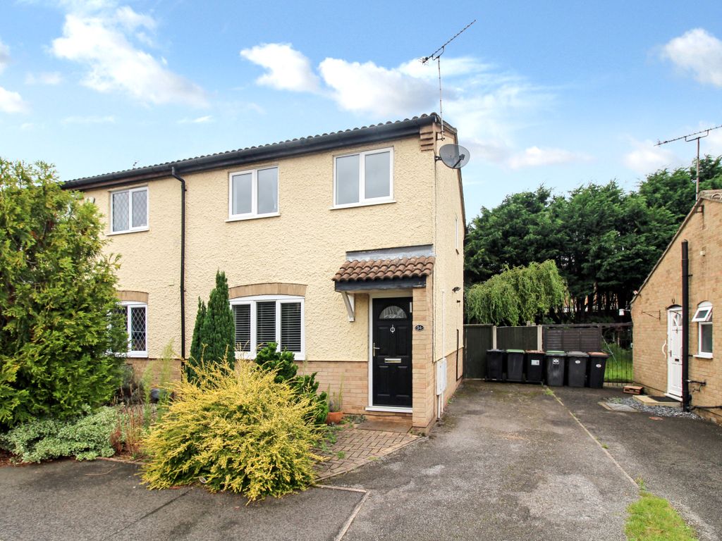 3 bed semidetached house for sale in Nicholas Road, Beeston