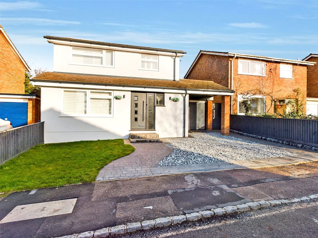 3 bed detached house for sale in Hedgerley, Chinnor OX39 Zoopla