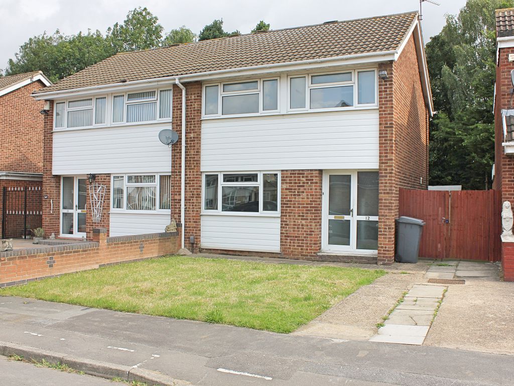 3 bed semidetached house to rent in Stonehaven Road, Rushey Mead