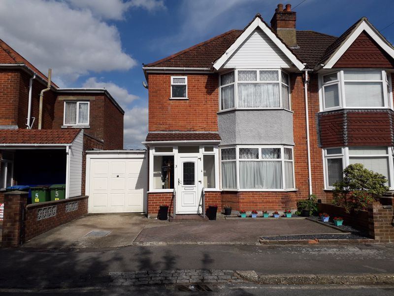 3 bed detached house for sale in Deacon Crescent, Southampton SO19 Zoopla
