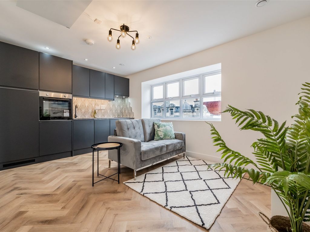 Studio to rent in Willis House, Willis Road, Portsmouth, Hampshire PO1