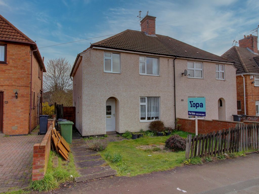 3 bed semidetached house for sale in Braunstone Lane, Leicester LE3