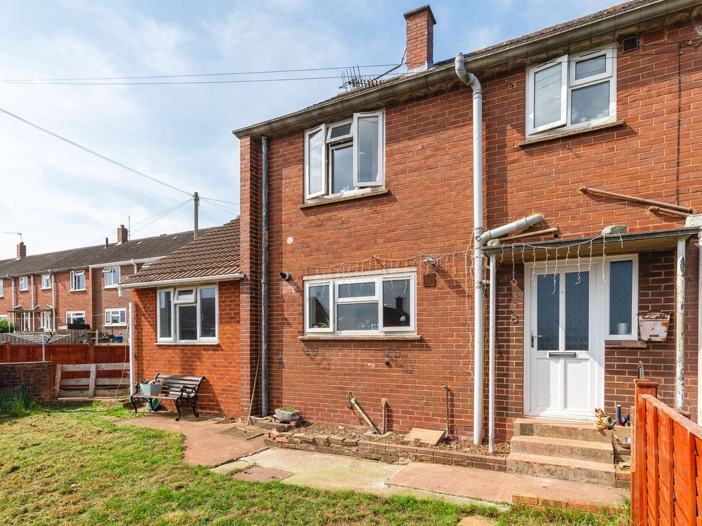 3 bed end terrace house for sale in Butt Parks, Crediton EX17, £235,000