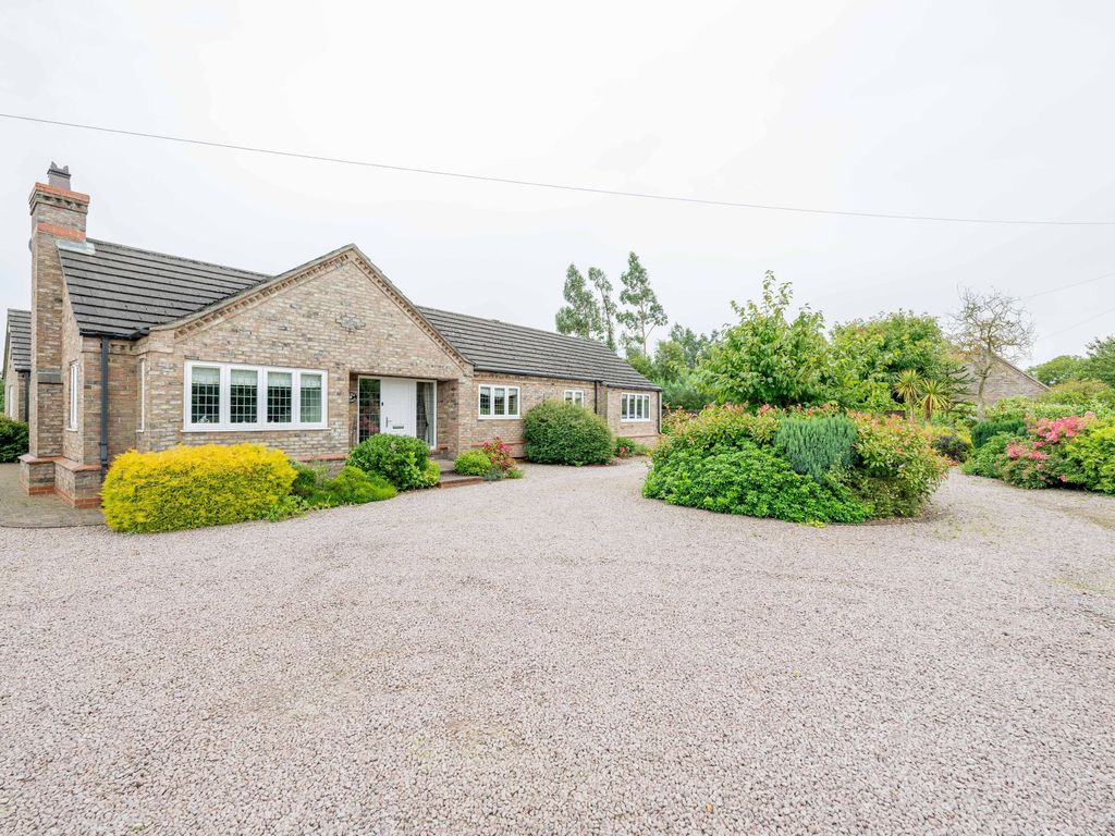 4 bed detached bungalow for sale in Church Lane, Tydd St. Giles