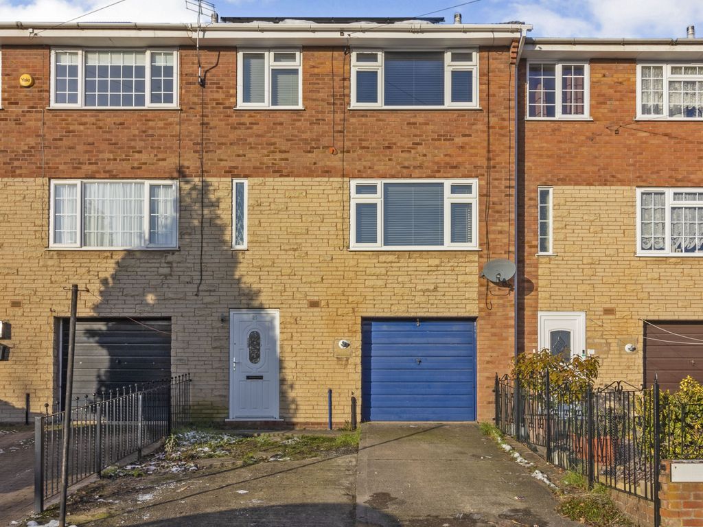 Farcroft Grove Sheffield South Yorkshire S4