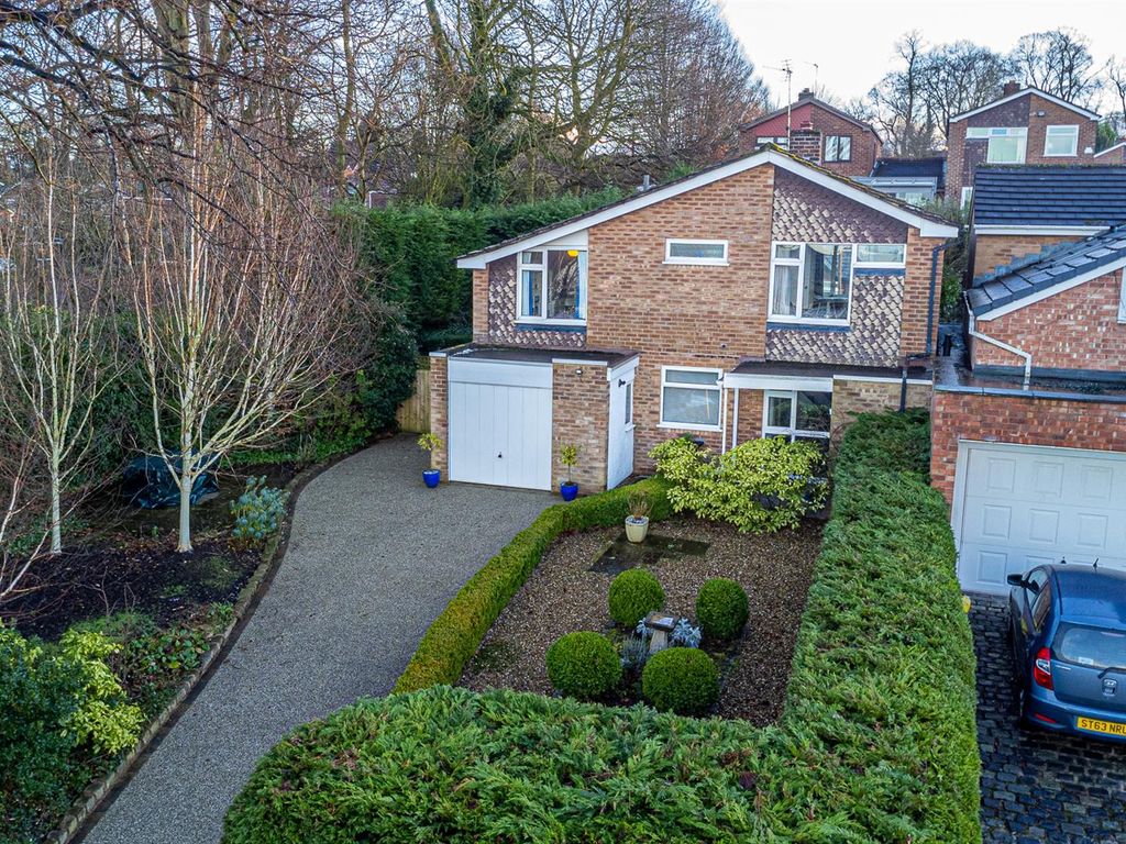 4 bed linkdetached house for sale in Warren Drive, Appleton