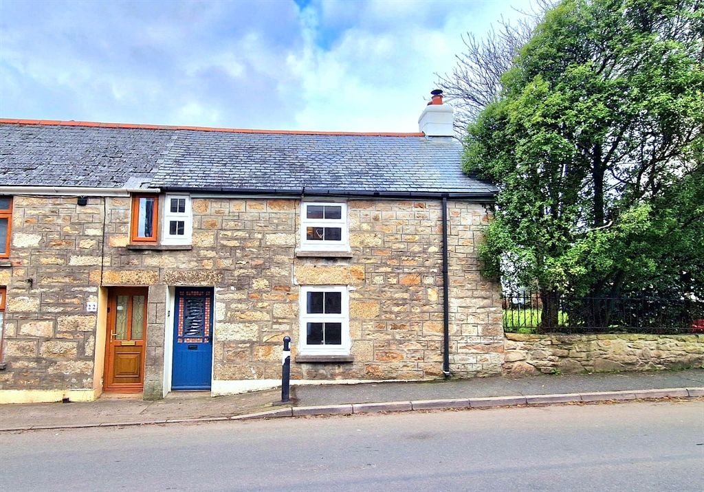 3 bed semidetached house for sale in Fore Street, Barripper, Camborne