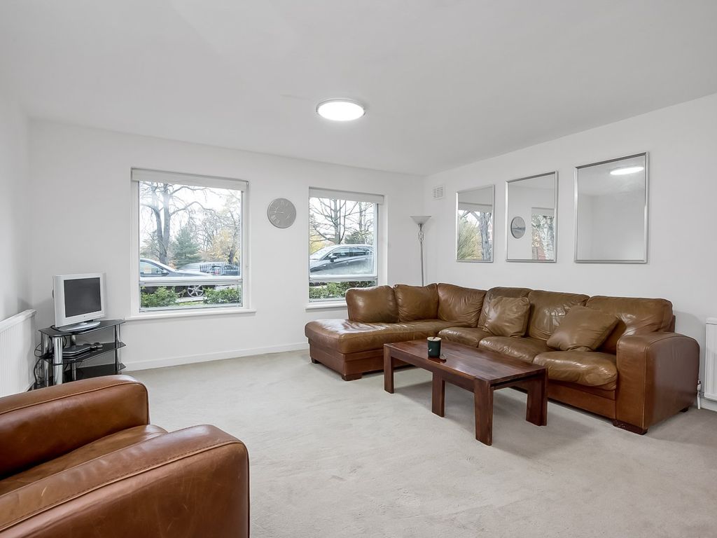 Dulwich Wood Avenue, London SE19