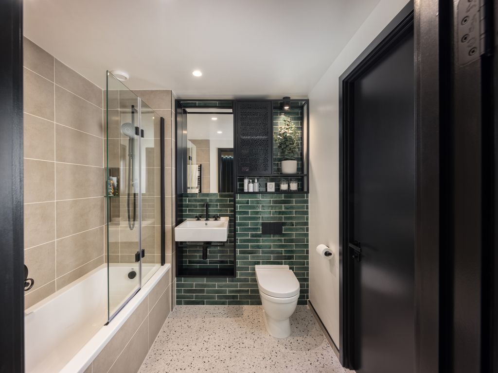 Leven Road, Poplar E14